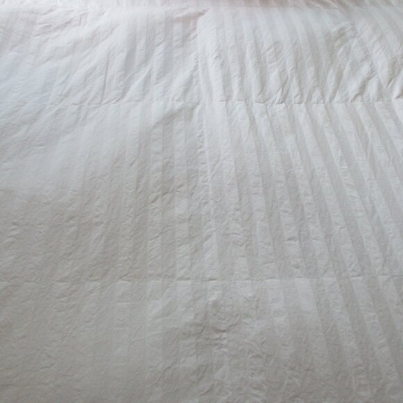 THE SEASON COLLECTION DOWN DUVET - Picture 5 of 16